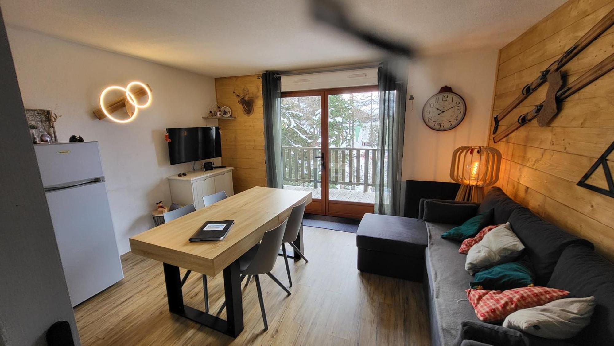 Appartement 4 A 6 Personnes - Chalets D'Aurouze - La Joue Du Loup Saint-Étienne-en-Dévoluy 외부 사진